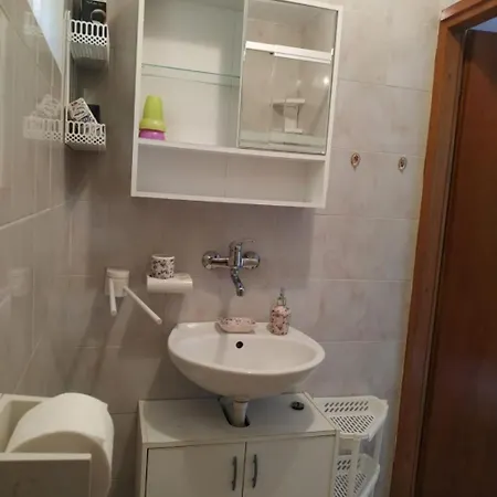 Apartment Desa Prizba